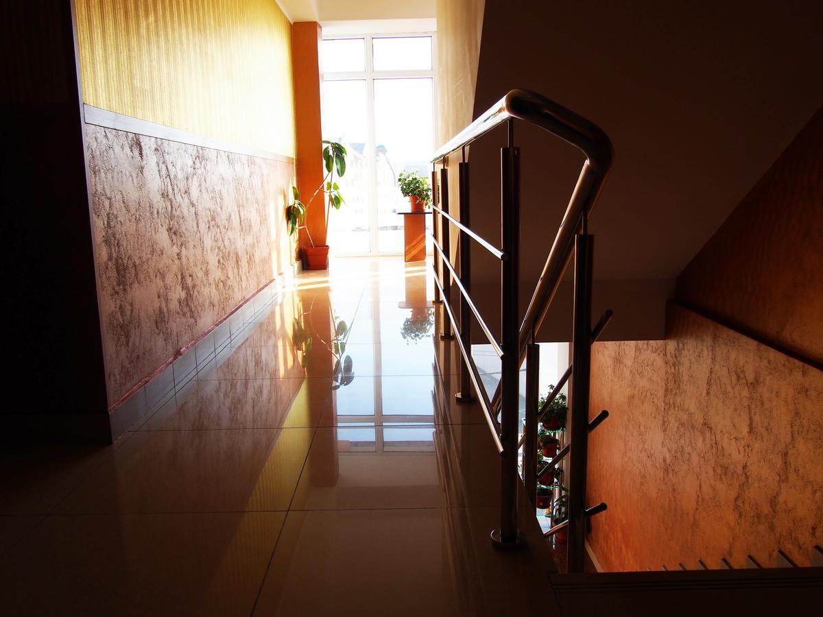 Asia Hotel Târgu Jiu Εξωτερικό φωτογραφία